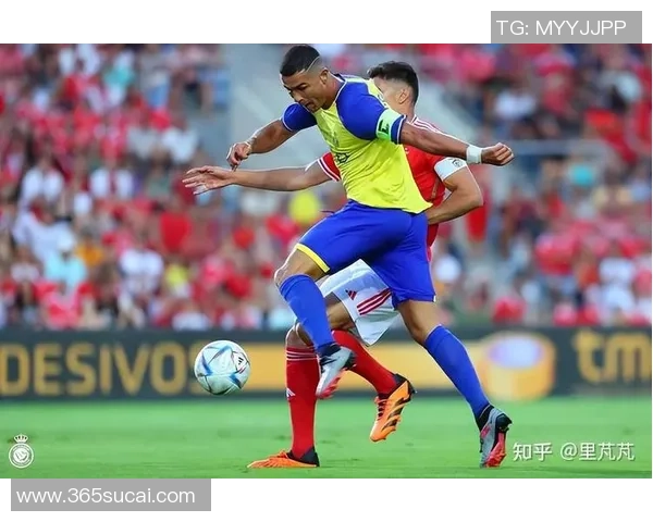 友谊赛精彩对决AC米兰与本菲卡战平后点球大战引发全场热烈反响