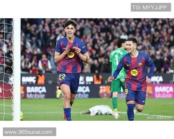 英超激战AC米兰逆转巴萨争议判罚引发全场热议